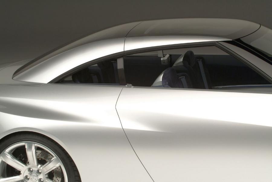  Lexus LF-C Concept 2004 года  (фото 86 из 112)